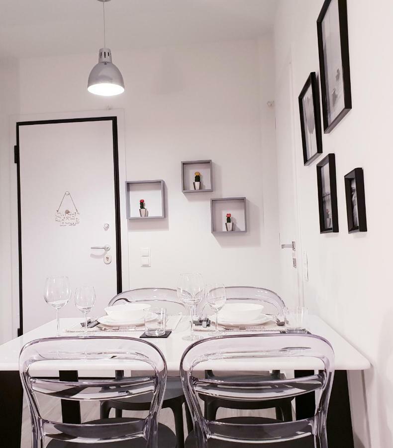 Beautiful Brand New Apartment Seaside 아테네 외부 사진