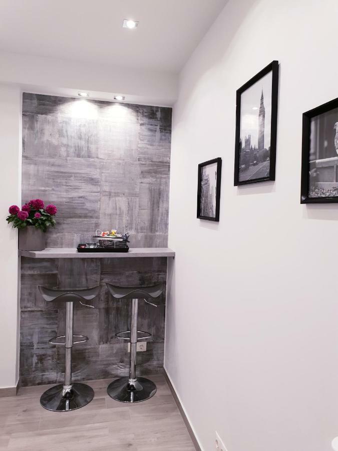 Beautiful Brand New Apartment Seaside 아테네 외부 사진